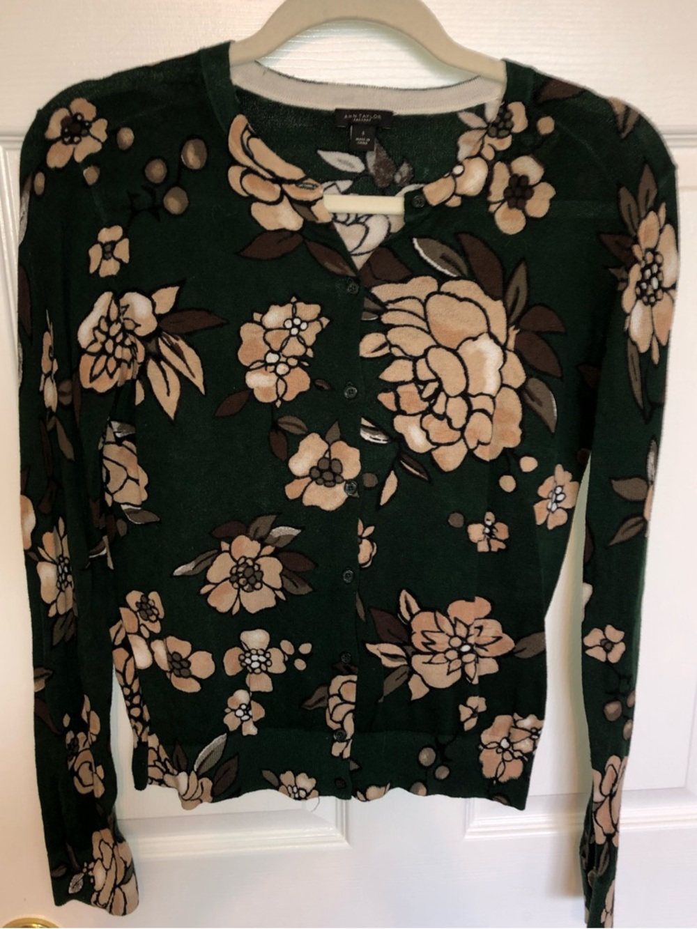 Ann Taylor Dark Green Floral Button-Front Cardigan